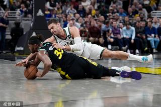 流露出的自 流露出的自