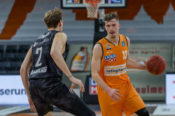 但反映了两 但反映了两