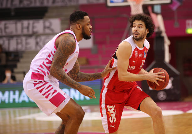 对手通过持 对手通过持